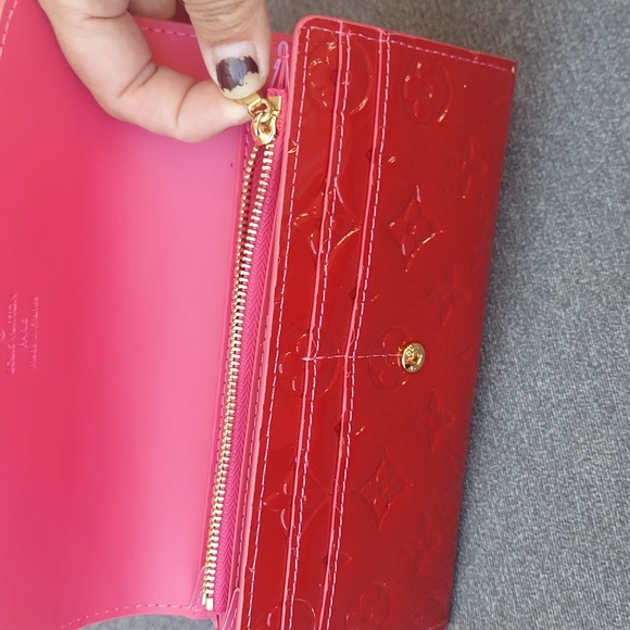 LOUIS VUITTON Summit Drive Bag & Wallet Set - Picture 12 of 16